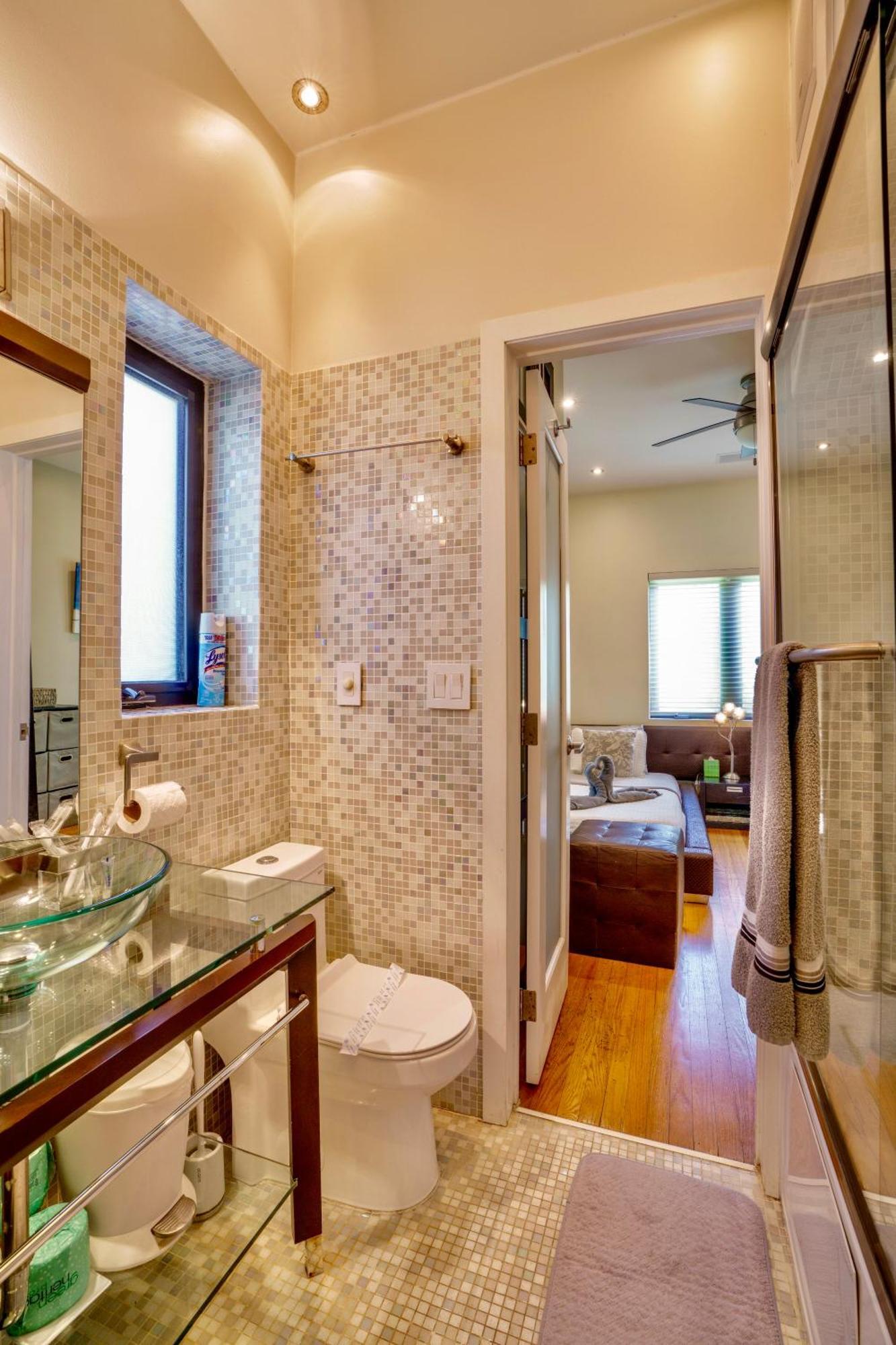 Entire Private Beautiful 2 Bedroom Plus Den House With Gated Front&Back Yard And Free Parking 10Min Drive To Miami Beach Екстериор снимка