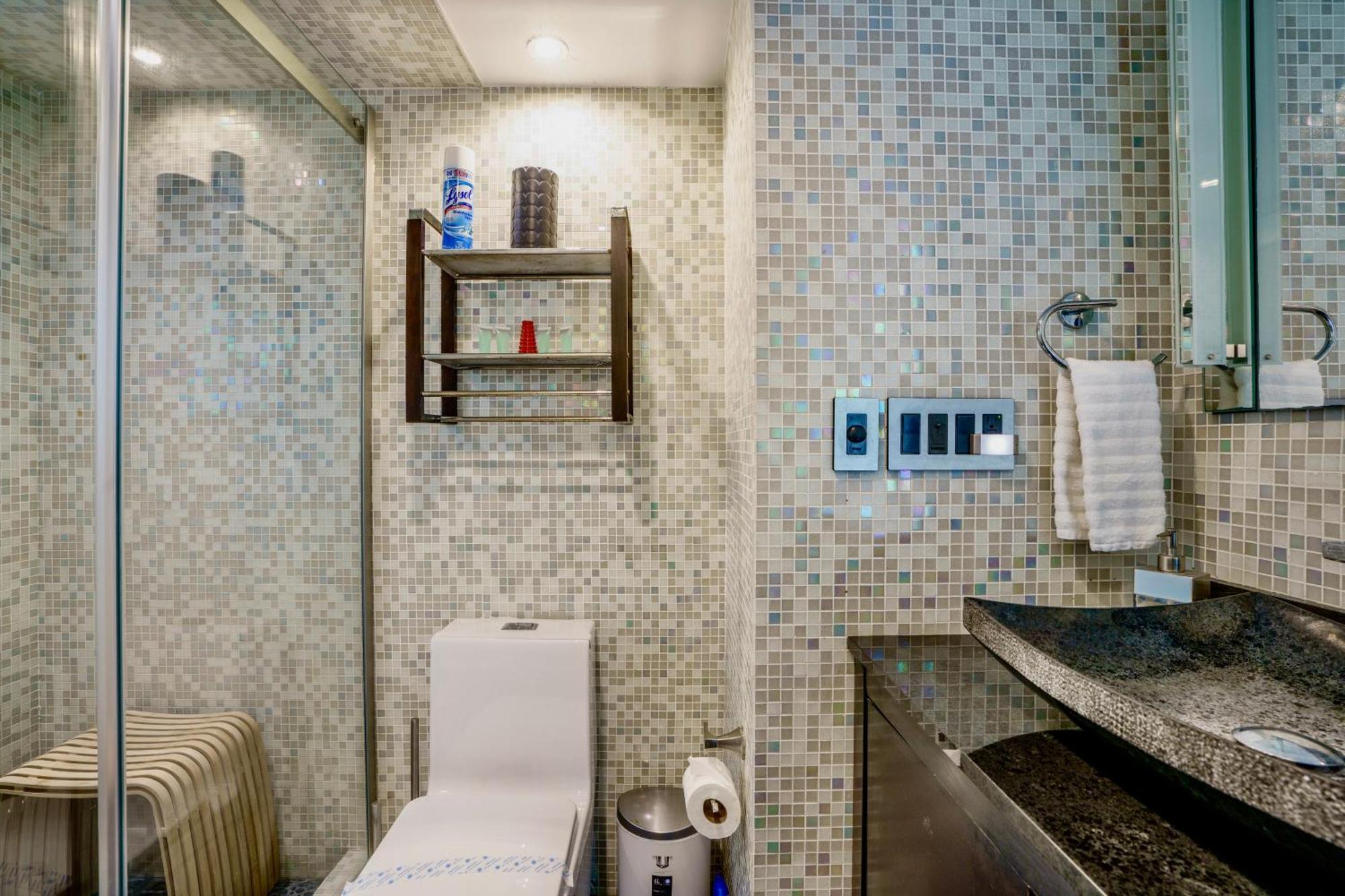Entire Private Beautiful 2 Bedroom Plus Den House With Gated Front&Back Yard And Free Parking 10Min Drive To Miami Beach Екстериор снимка